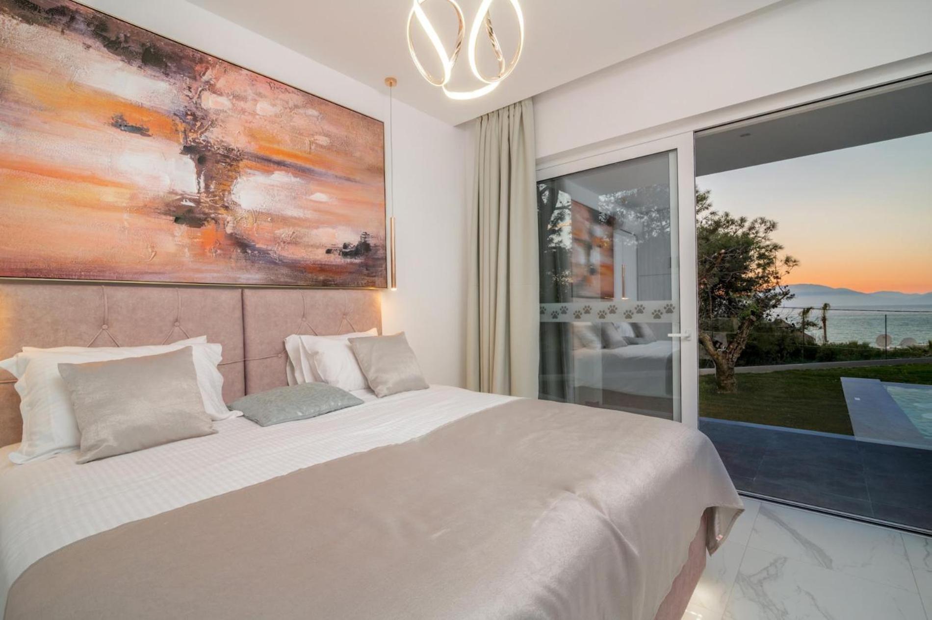 Cavo Mare Mirazur Luxury Retreat With Private Pool Villa